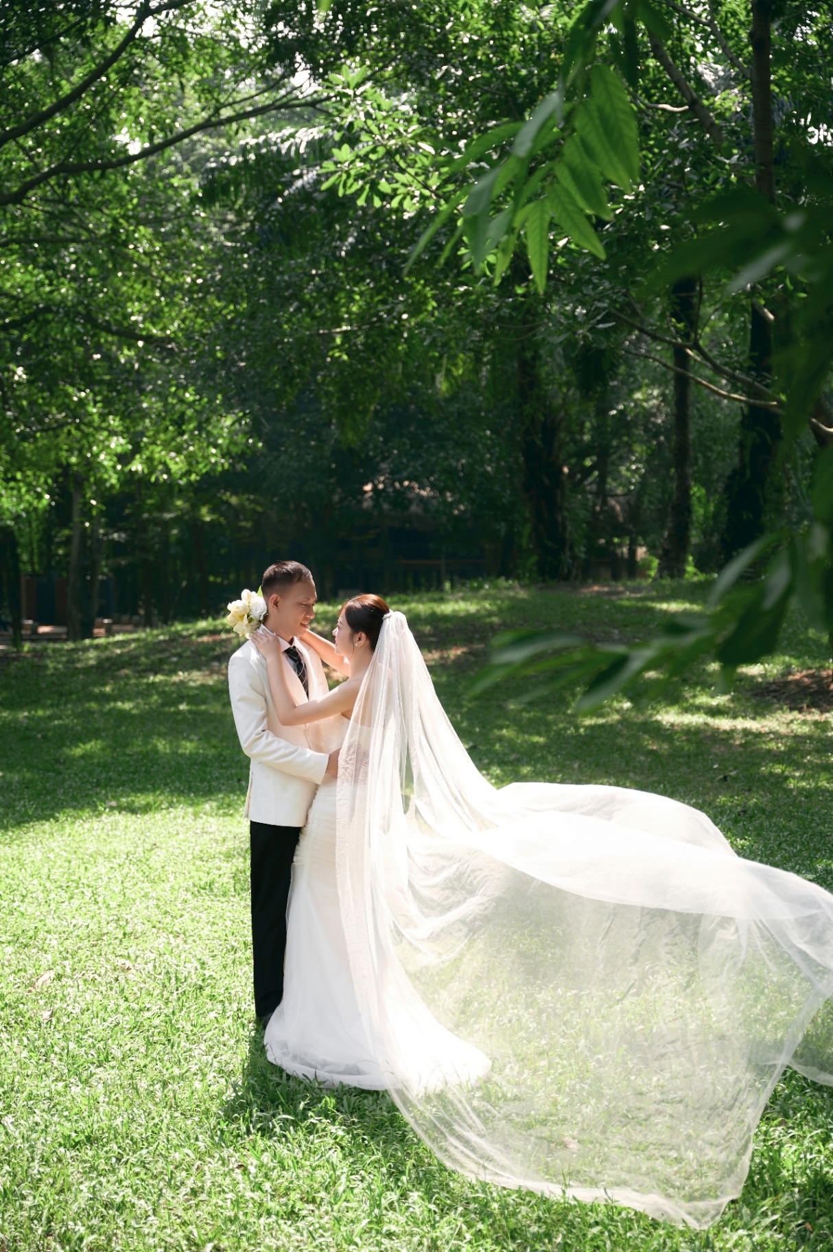 Thiệp cưới online Kim Hoàng & Thu Hà từ Zenlove