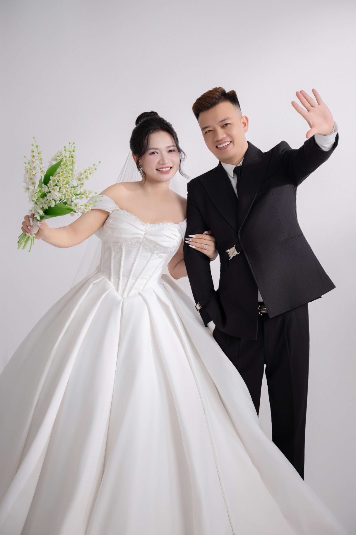 Thiệp cưới online Hạnh- Việt Wedding từ Zenlove