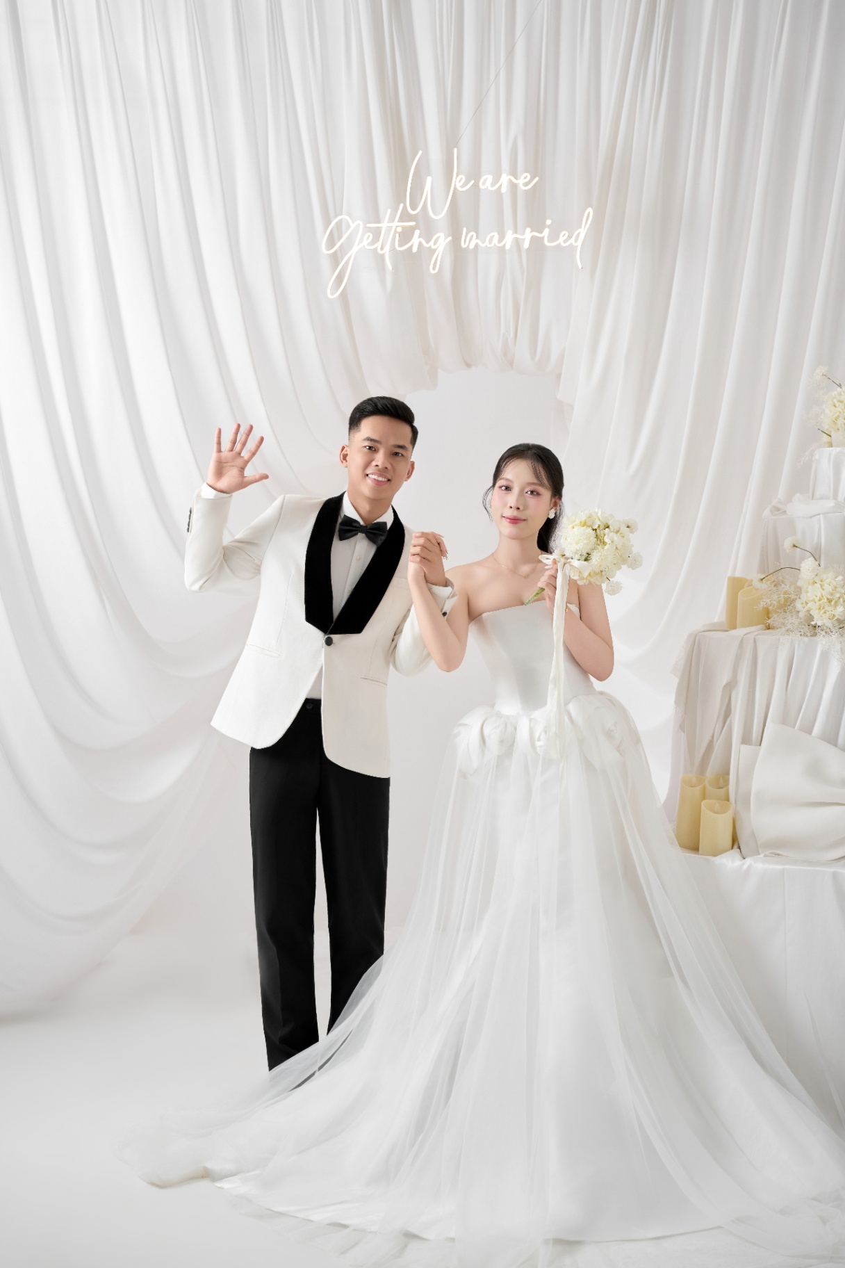 Thiệp cưới online Aaaa có cỗ từ Zenlove