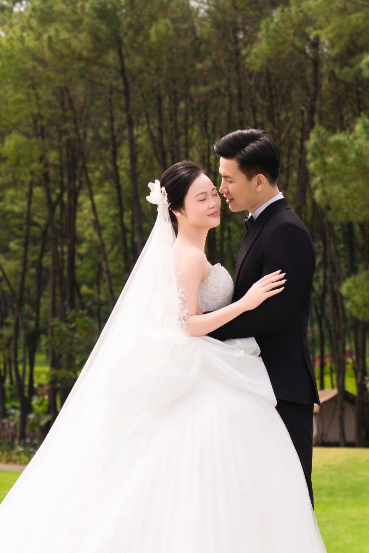 Thiệp cưới online Trân trọng kính mời từ Zenlove